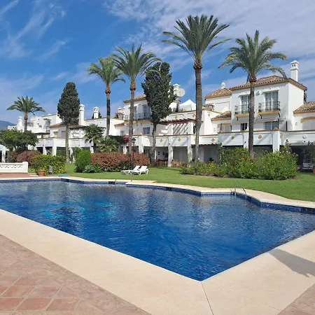 Noctua Lovely 4 Bedroom House And Pool Holiday home